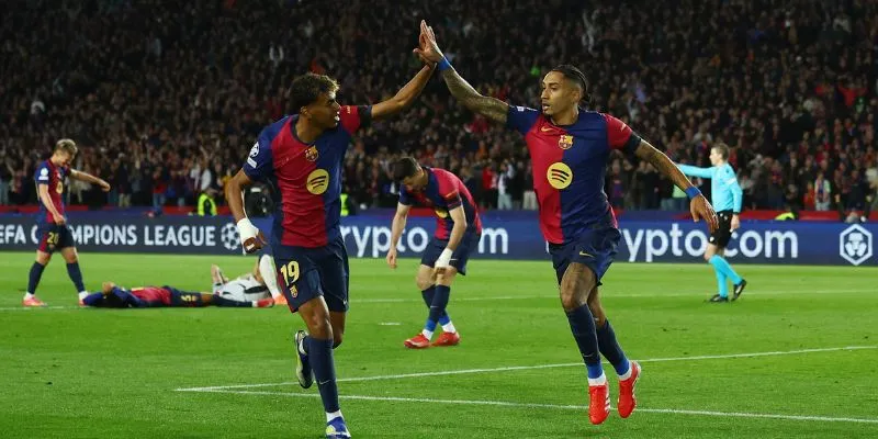 Barca với chiếc "Găng tay vô cực" đang hủy diệt tất cả